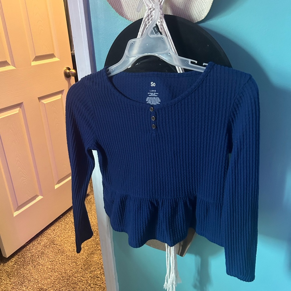 Girls 10/12 shirt new never worn